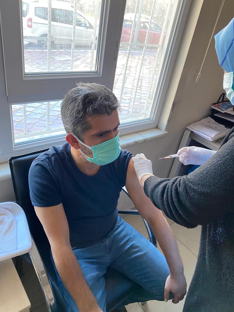 Doktorlarımızdan Dr. Cengiz BİÇİM Covid-19 birinci doz aşısı oldu.